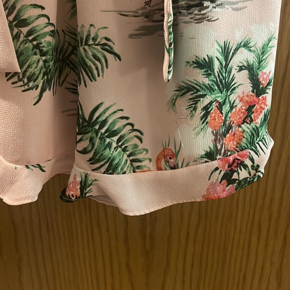 Adorable summer romper - Picture 5 of 8